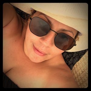 Meet your Posher, Jillian